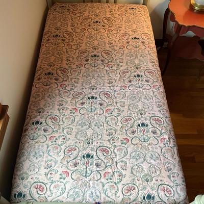 Sale Photo Thumbnail #715: Twin size
very good condition