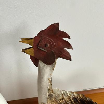 Sale Photo Thumbnail #744: Rooster cheek is broken/falling off, refer to photos
Measures: 23.5" high x 24" wide x 6.5" deep
