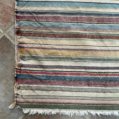 Sale Photo Thumbnail #806: Measures: 4'3" wide x 5'8" long