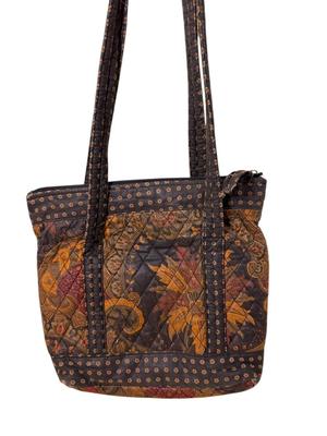 Sale Photo Thumbnail #953: Mixed Handbag Lot of 7