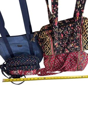 Sale Photo Thumbnail #979: Vera Bradley Lot 4 Handbags (yellow makeup bag in last photo)  & Blue Tote- these have all been visibly used to a good extent, they are in good shape but not impeccable.