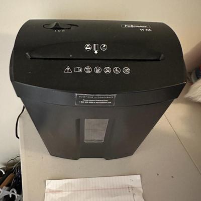 Sale Photo Thumbnail #1093: Fellowes W-6C paper Shredder Tested/Works