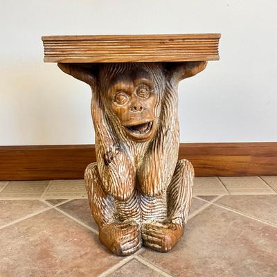Sale Photo Thumbnail #843: Made of pine wood
Measures: 20.25" high x 14" wide x 12.5" deep