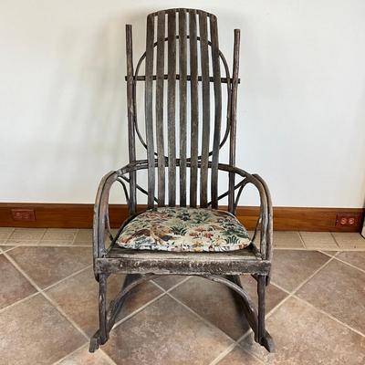 Sale Photo Thumbnail #1016: Comes with farm animal design cushion, cushion is weathered
Measures: 22.5" wide x 42" high x 32" deep x 17.5" seat height