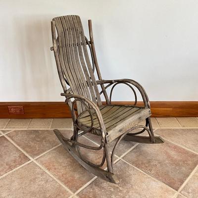 Sale Photo Thumbnail #1082: Measures: 30.5" high x 25" deep x 16" wide x 13.5" seat depth x 12" seat height