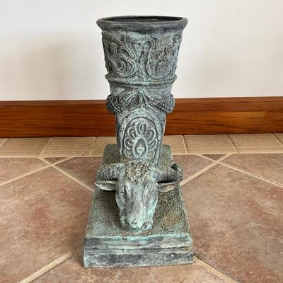 Sale Photo Thumbnail #1094: Details include grape vines & campus leaves with roman motifs
Measures: 17" high x 17" deep x 8.25" wide