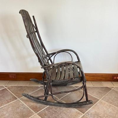 Sale Photo Thumbnail #1097: Measures: 42.5" high x 22.5" wide x 33" deep x 18.5" seat depth x 16" seat height
