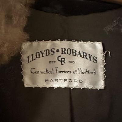 Sale Photo Thumbnail #1361: Lloyds Robards Connecticut Furriers of Hartford Fur Coat with Hood, Oleg Cassini, excellent condition!