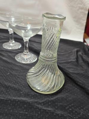 Vintage Cocktail Champagne Martini glasses - beautiful swirl base stemware set of 8