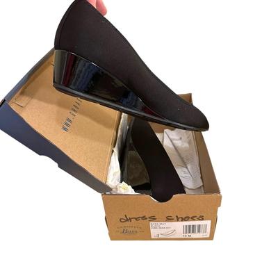 Sale Photo Thumbnail #1392: Lot of 5 Womens Shoes in Boxes All Size 10M- from new to lightly used condition, Bass/Enzo Angiolini,