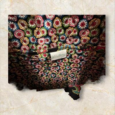 Sale Photo Thumbnail #1436: Large Vera Bradley Floral Tote Bag- excellent condition!