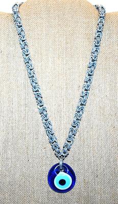 "EYEBALL" PENDANT (1" Diam.) NECKLACE with Interesting Silver Tone Looped Chain and Circle Clasp 21" L