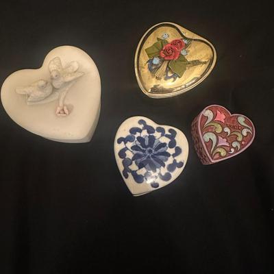 Lot of 4 Trinket Boxes Shaped Like Hearts