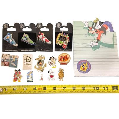 Lot of Disney Pins +Goofy Note Pad