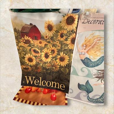 Lot of Lotsa Seasonal Yard Flags