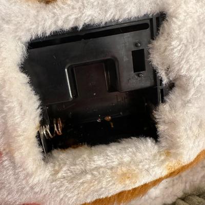 Purrfect Petzz Pup in Bed with Brush- Not Tested