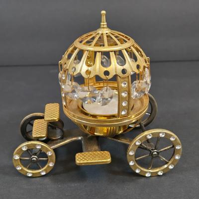 LOT 101D: Gold-tone and Glass Mini Chandelier, Pumpkin Coach, Dragonfly, and Lizard