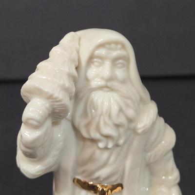 LOT 104D: Lenox 3 Qt. Round Baker, Christmas Tree Plate, Holiday Bowl, and Santa Figurine