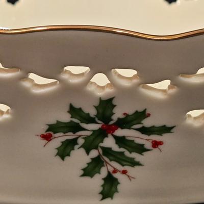 LOT 104D: Lenox 3 Qt. Round Baker, Christmas Tree Plate, Holiday Bowl, and Santa Figurine