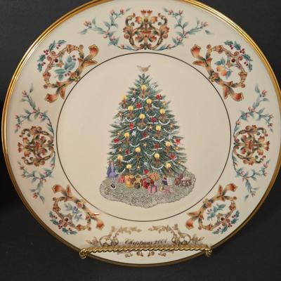 LOT 104D: Lenox 3 Qt. Round Baker, Christmas Tree Plate, Holiday Bowl, and Santa Figurine