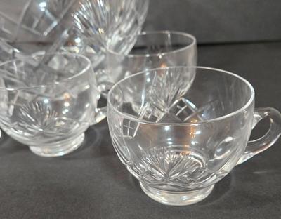 LOT 106D: Crystal Punchbowl with 6 Matching Cups