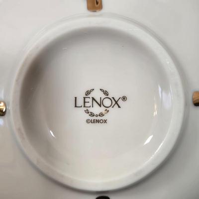 LOT 107D: Lenox Globe Vase, Dove Candy Dish, and 50th Anniversary Heart Shaped Trinket Box with Lid