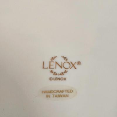 LOT 107D: Lenox Globe Vase, Dove Candy Dish, and 50th Anniversary Heart Shaped Trinket Box with Lid