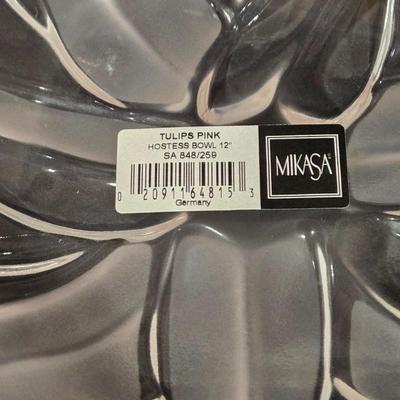 LOT 109D: Mikasa Pink Tulip Bowl, Lenox Cup and Saucer, Fitz and Floyd Trinket Box, and More