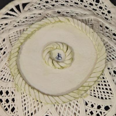 LOT 110D: Beautiful Vintage Porcelain Basket Plates