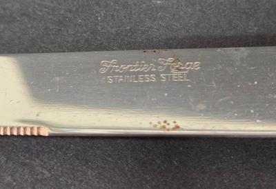 LOT 114D: Assorted Cutlery and Servings Utensils