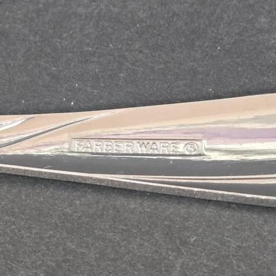 LOT 114D: Assorted Cutlery and Servings Utensils