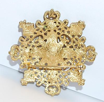 Beautiful Bejeweled AMBER STONE BROOCH (2" Diam.) with Cross and Filagree Style Deep Gold Tone Setting