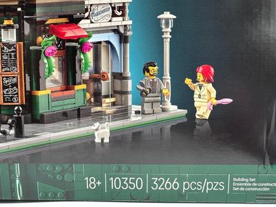 LEGO Icons Tudor Corner Complete Set