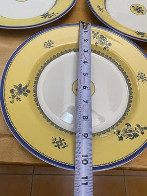 5 Spode Albany Dinner Plates