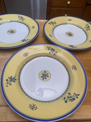 5 Spode Albany Dinner Plates
