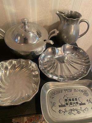 Large Lot of Wilton Armetale Serveware