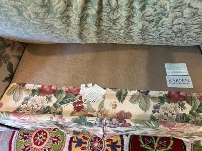 Karpen Upholstered Loveseat