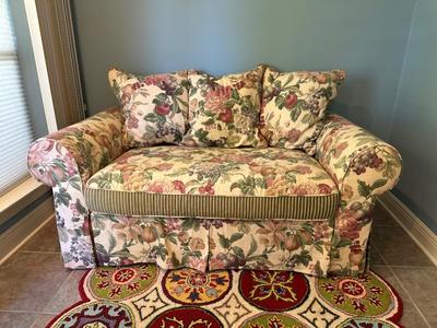 Karpen Upholstered Loveseat