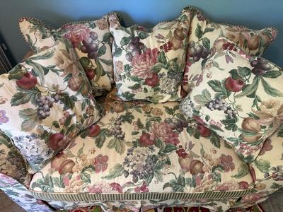 Karpen Upholstered Loveseat
