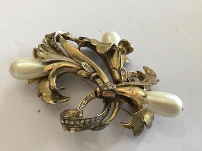 Antique Rhinestone Possibly REJA 3.5 Inch. Beautiful and Large