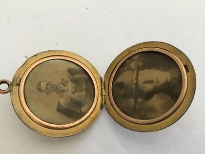 1900 Vintage Gold Plate Locket With Stones. Marked