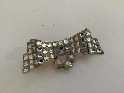 Unique Bow Brooch Rhinestone