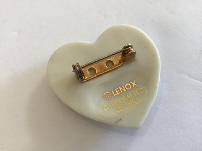 Lenox Dove pin