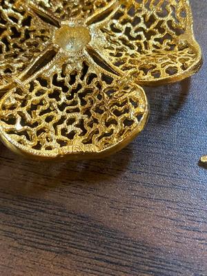 Assorted Costume Jewelry Brooch Lot. Trifari, Monet, Craft ++++