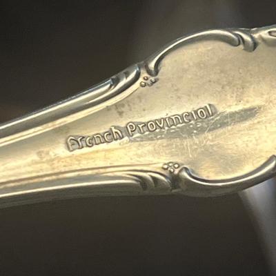 LOT 59: Towle Sterling Silver French Provincial Flatware - Knives Not Weighed - 1076 Grams