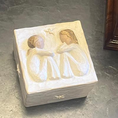 LOT 60: Collection of Jewelry Boxes