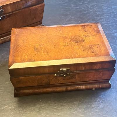 LOT 60: Collection of Jewelry Boxes