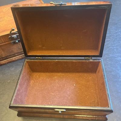 LOT 60: Collection of Jewelry Boxes