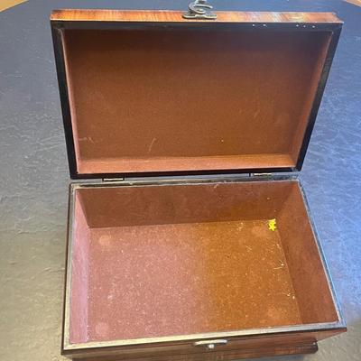 LOT 60: Collection of Jewelry Boxes