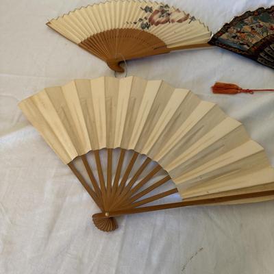 Japanese Hair Combs with Hand-painted Silk Parasol and More (LR-BM)